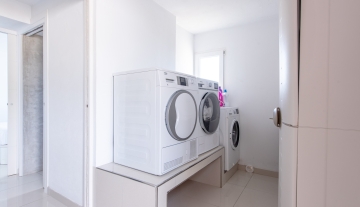 Resa estates Ibiza san Jose te koop villa main washing machine.jpg